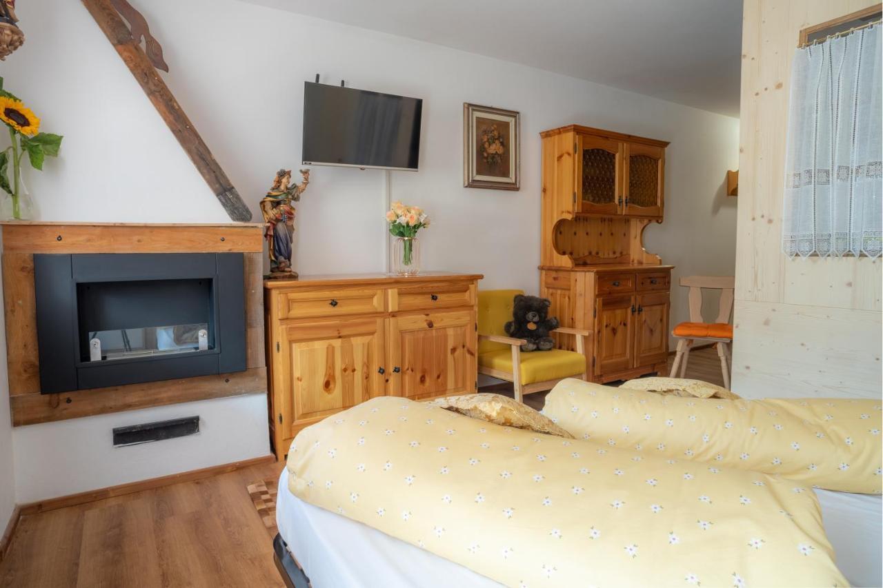 Apartament La Picola Cesa De Sen Nicolo Mazzin Zewnętrze zdjęcie